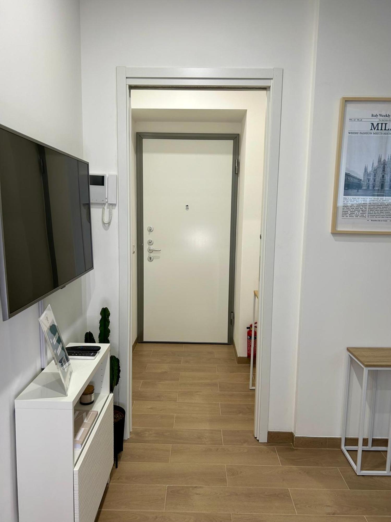 Navigli-Bocconi - Peque Home, Wi-Fi Milánó Kültér fotó