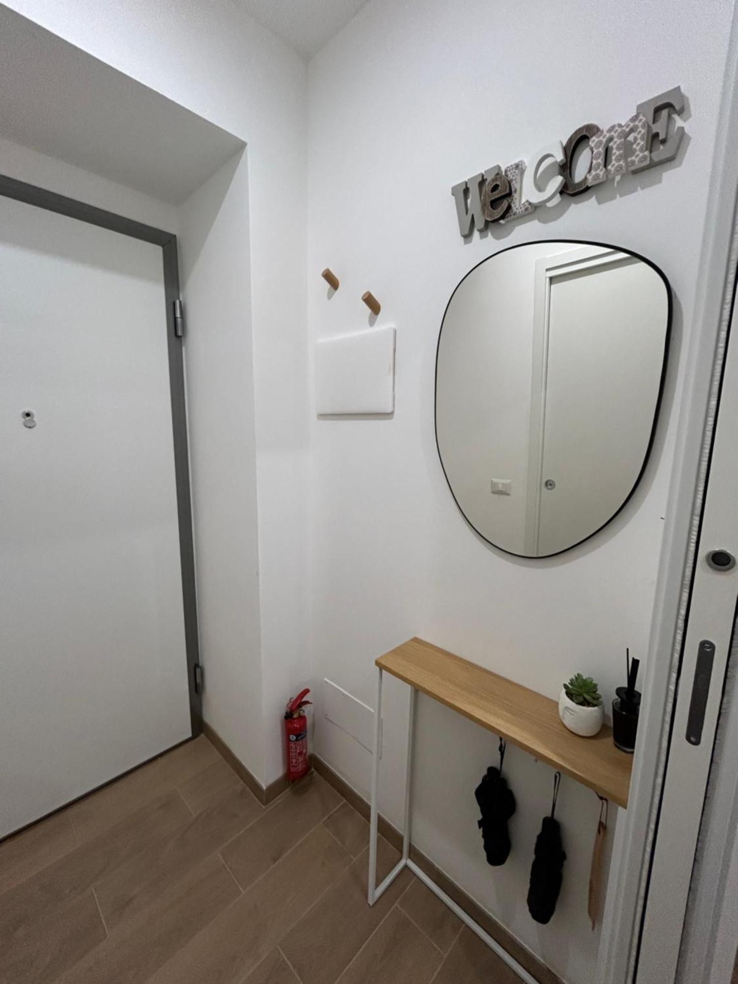 Navigli-Bocconi - Peque Home, Wi-Fi Milánó Kültér fotó
